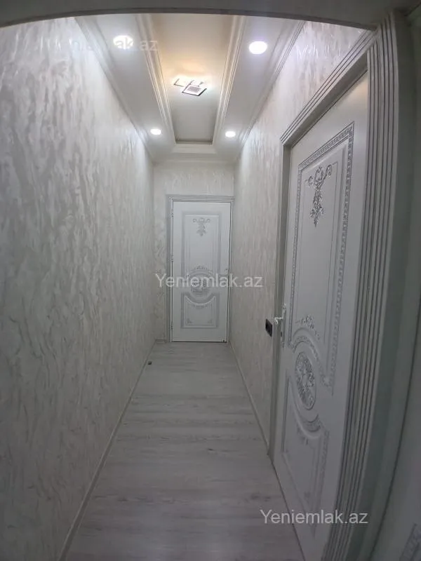 Satılır 4 otaqlı köhnə tikili 85 m²