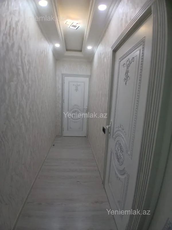 Satılır 4 otaqlı köhnə tikili 85 m²