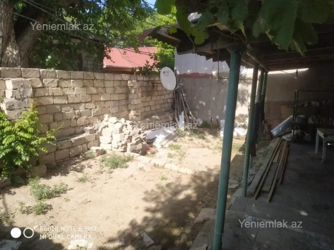Satılır 2 otaqlı həyət evi 50 m²