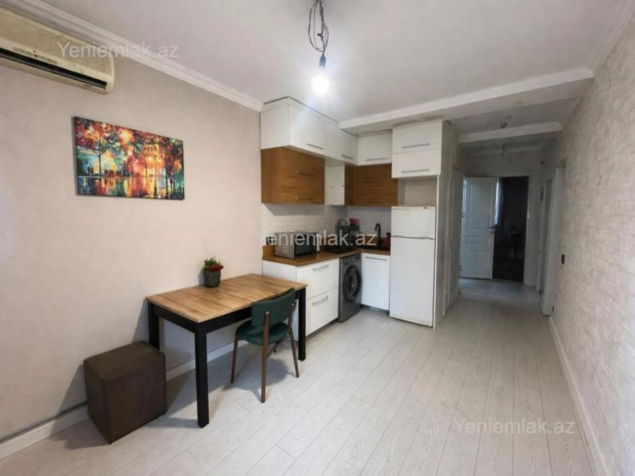 Satılır 3 otaqlı köhnə tikili 70 m²