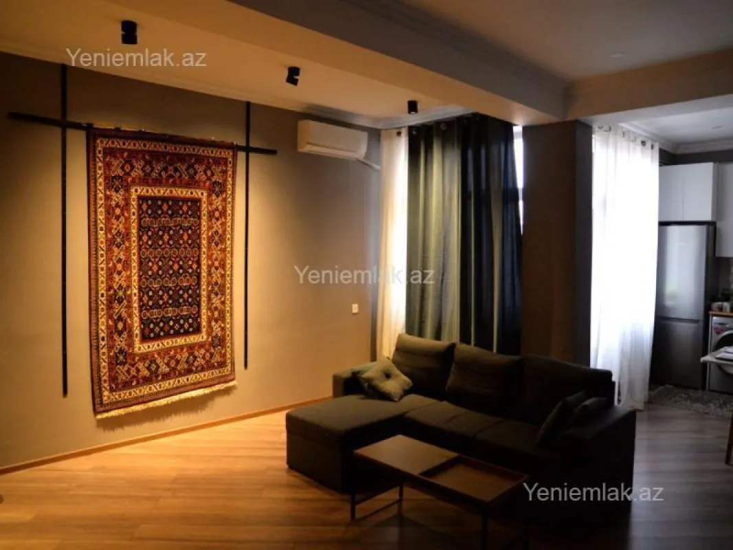 Satılır 4 otaqlı yeni tikili 120 m²