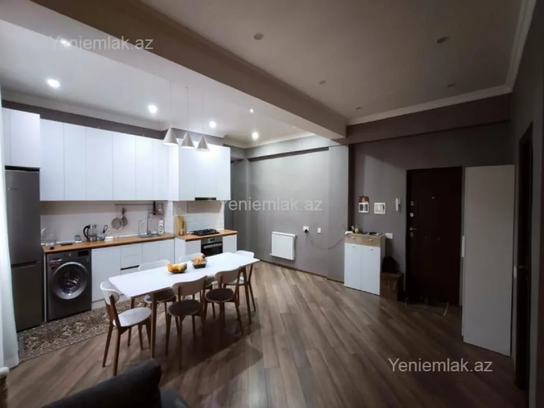 Satılır 4 otaqlı yeni tikili 120 m²