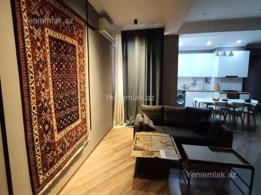 Satılır 4 otaqlı yeni tikili 120 m²