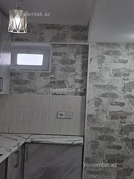 Satılır 2 otaqlı köhnə tikili 40 m²