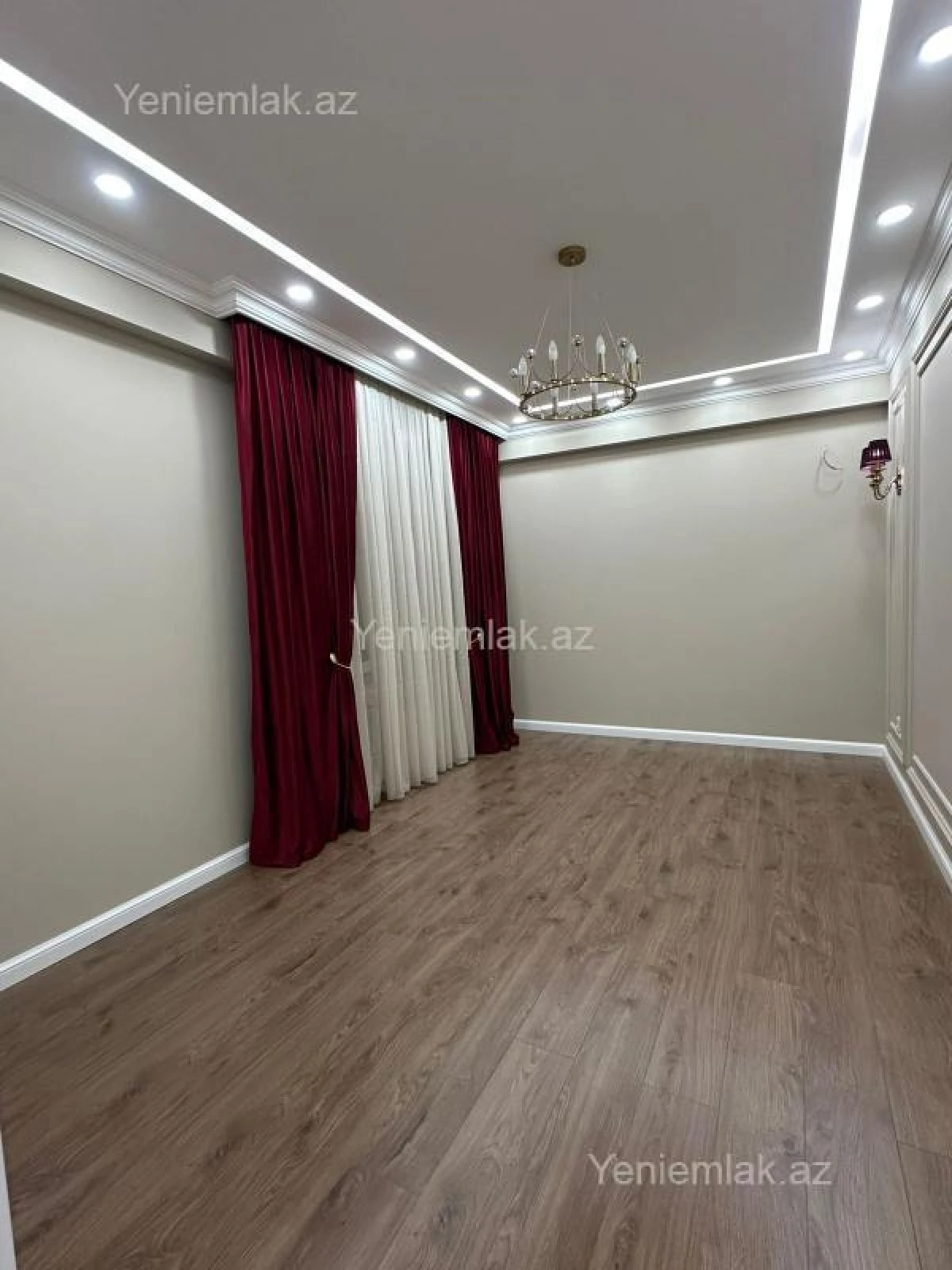 Satılır 3 otaqlı yeni tikili 90 m²