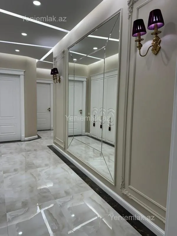 Satılır 3 otaqlı yeni tikili 90 m²