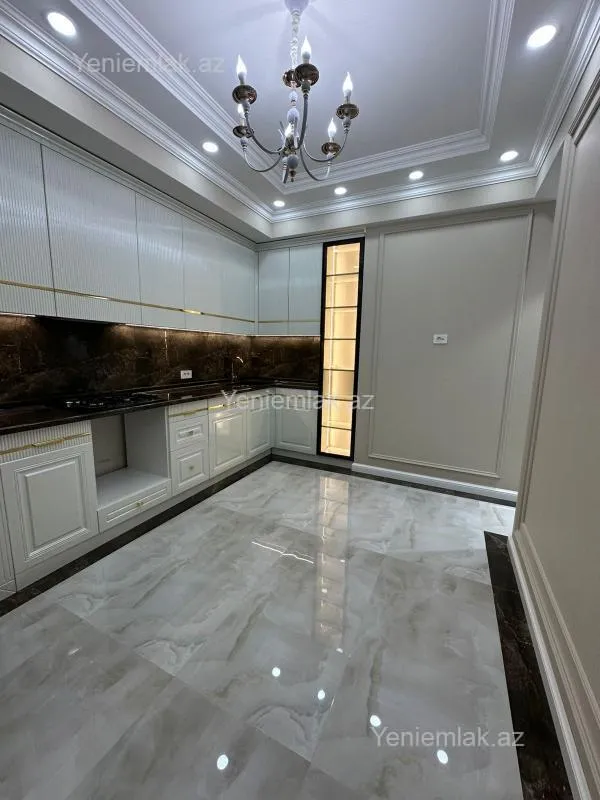 Satılır 3 otaqlı yeni tikili 90 m²