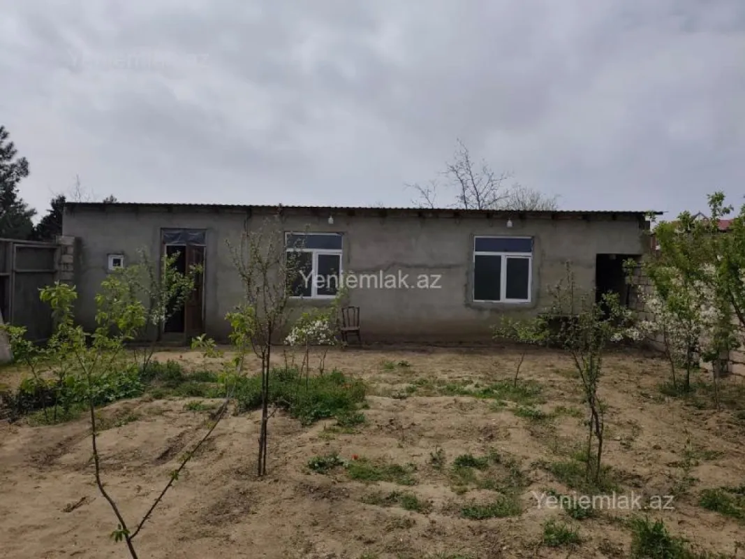 Satılır 2 otaqlı həyət evi 40 m²