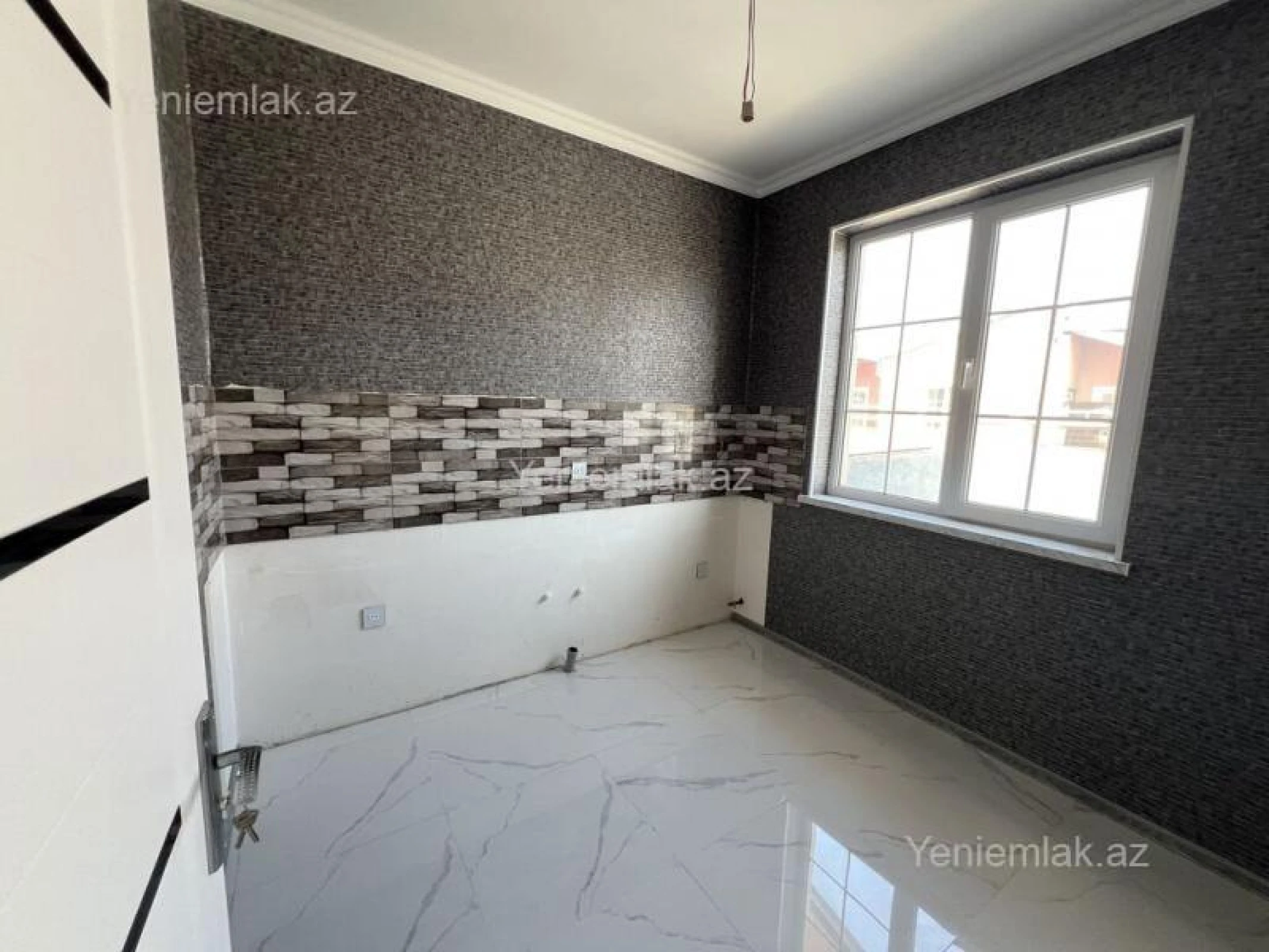 Satılır 2 otaqlı yeni tikili 50 m²