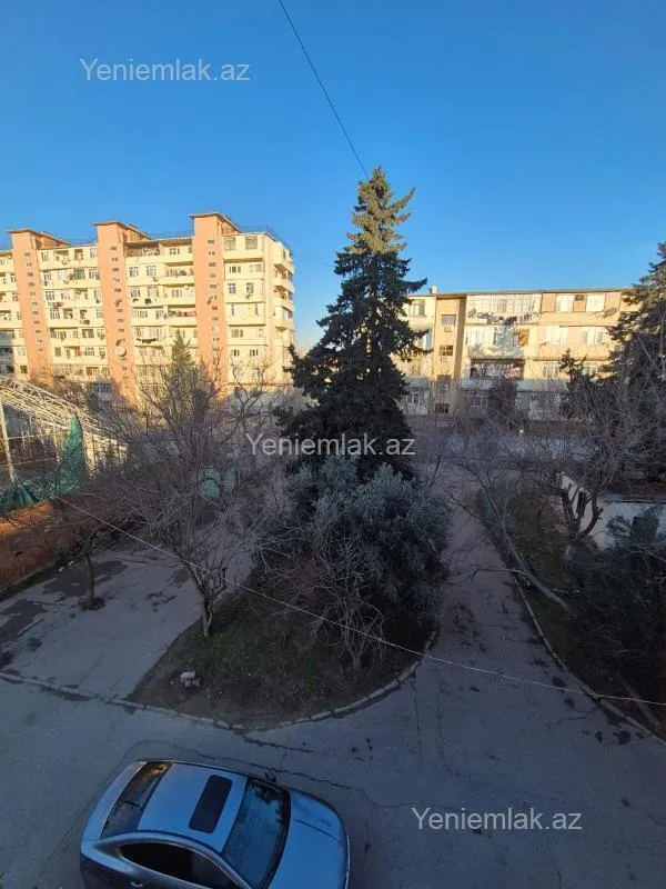 Satılır 2 otaqlı köhnə tikili 35 m²