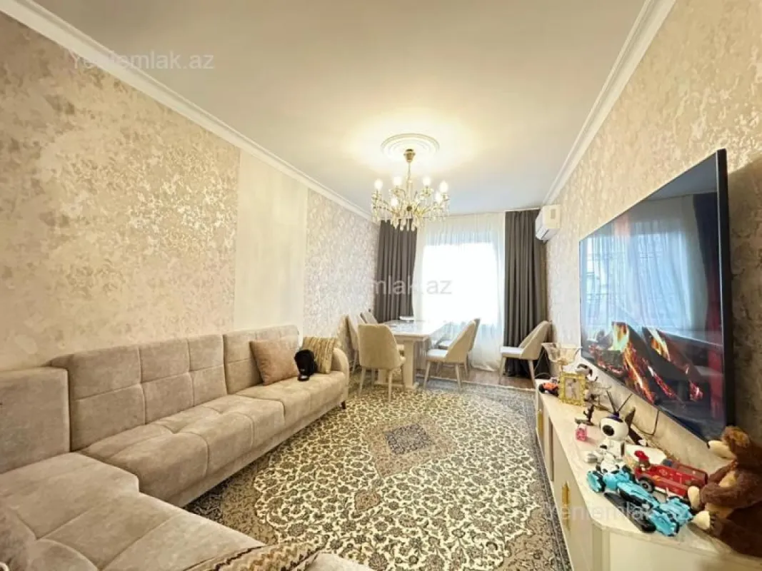 Satılır 2 otaqlı köhnə tikili 65 m²