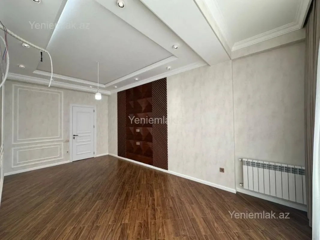 Satılır 3 otaqlı yeni tikili 100 m²