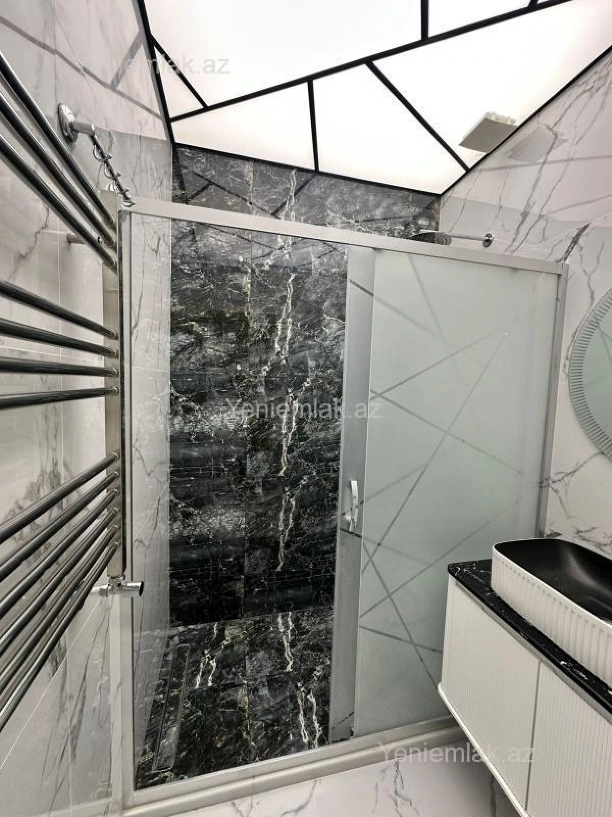 Satılır 3 otaqlı yeni tikili 100 m²