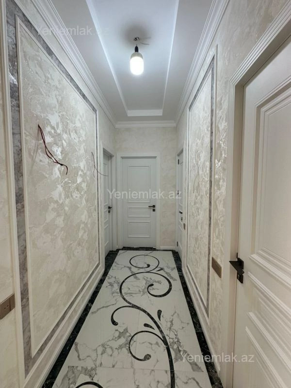 Satılır 3 otaqlı yeni tikili 100 m²