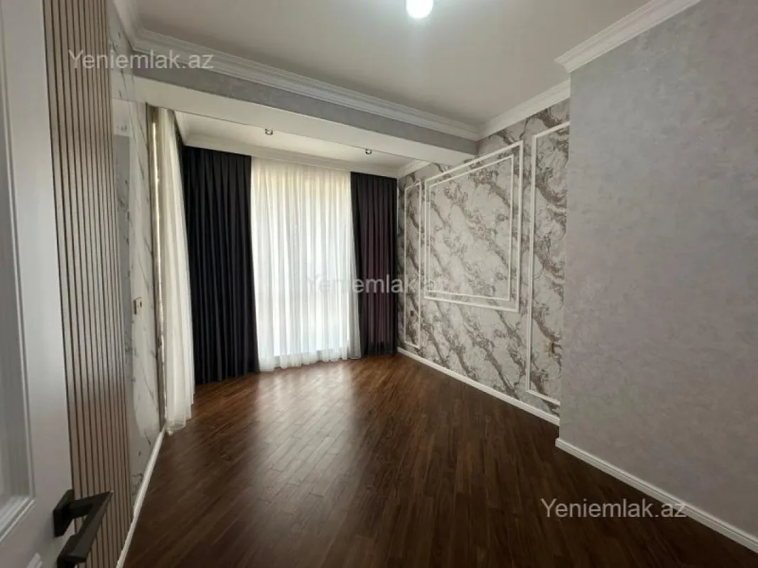 Satılır 3 otaqlı yeni tikili 100 m²