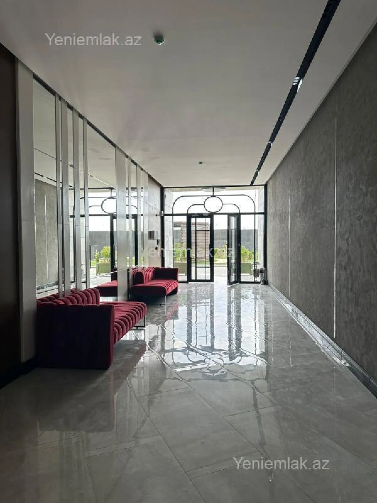 Satılır 3 otaqlı yeni tikili 100 m²