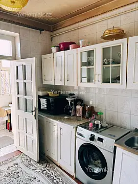 Satılır 3 otaqlı köhnə tikili 68 m²