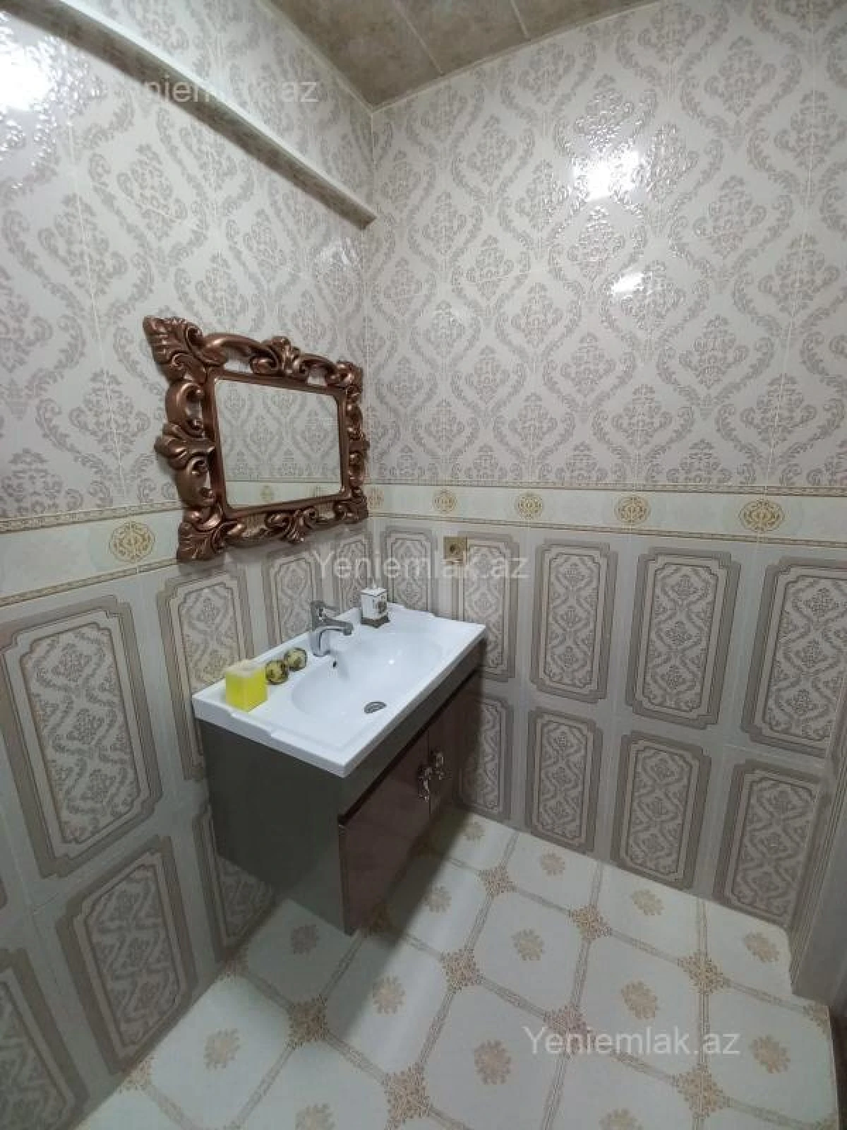 Satılır 3 otaqlı yeni tikili 110 m²