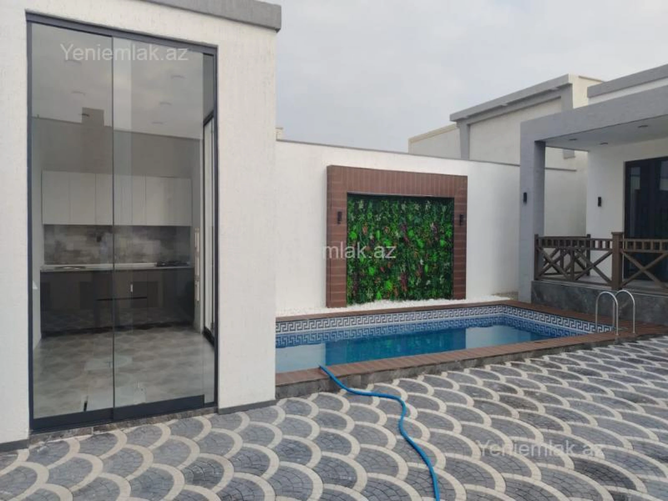 Satılır 4 otaqlı həyət evi 160 m²