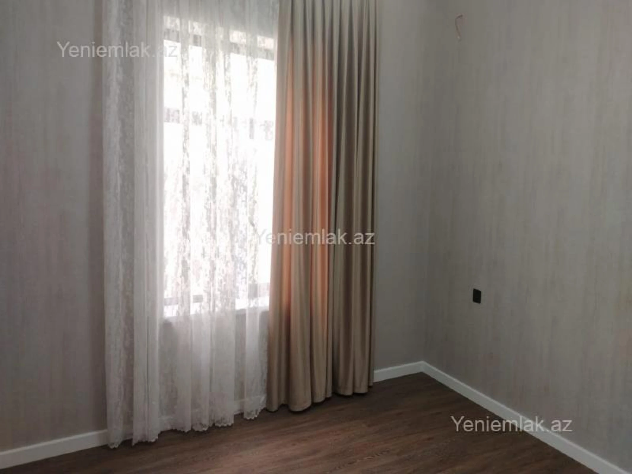 Satılır 4 otaqlı həyət evi 160 m²