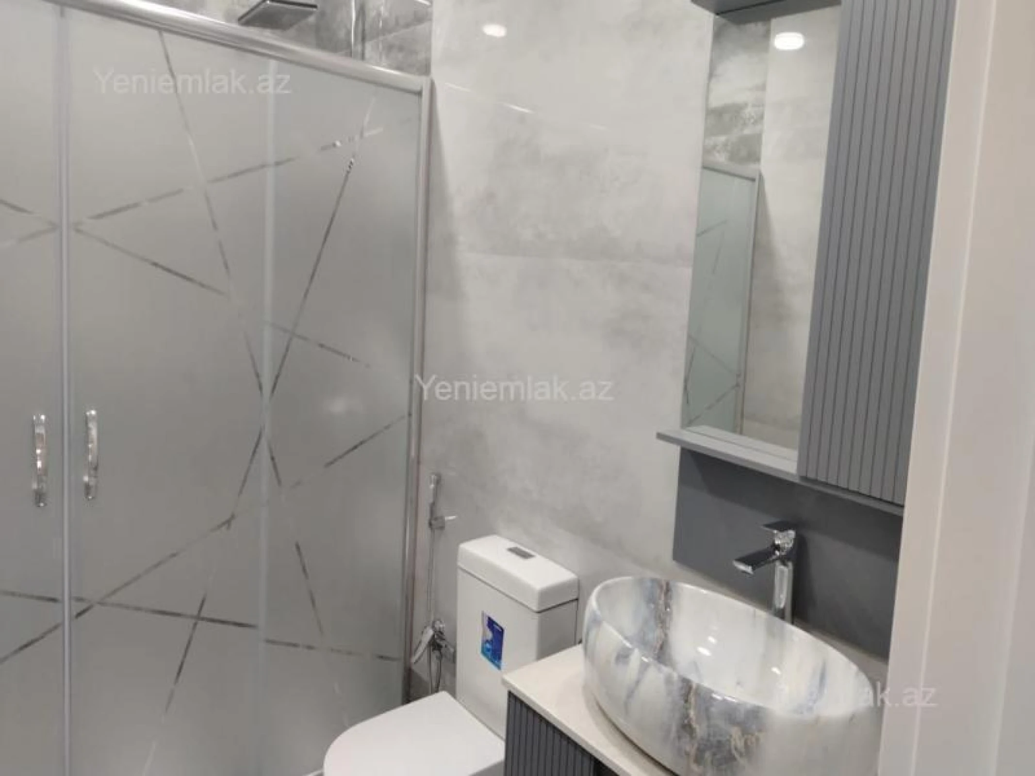 Satılır 4 otaqlı həyət evi 160 m²