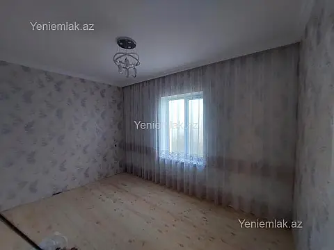 Satılır 4 otaqlı həyət evi 120 m²