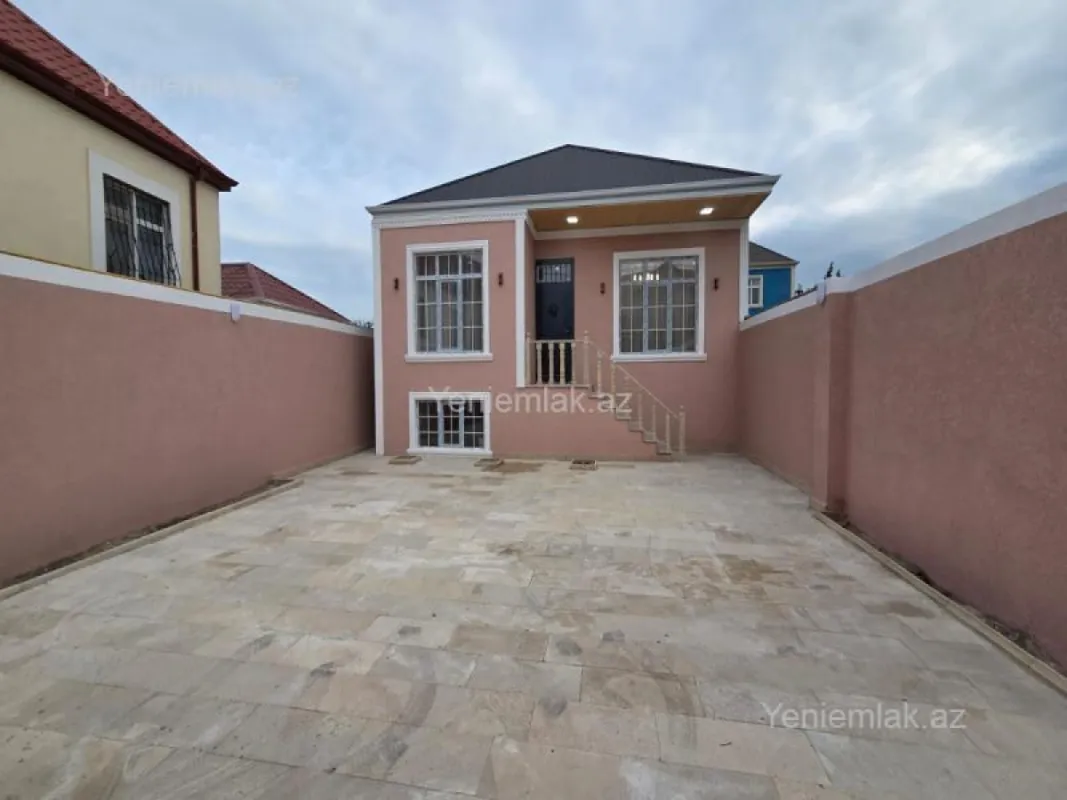 Satılır 4 otaqlı həyət evi 120 m²