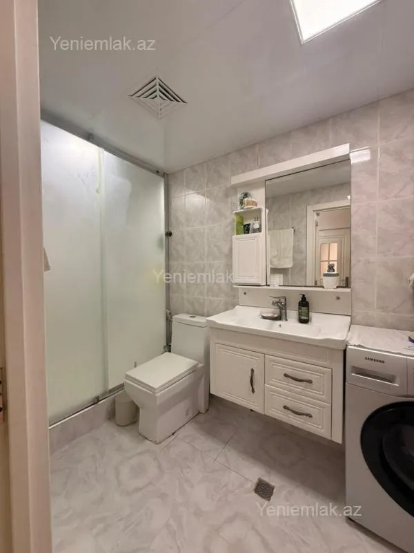 Satılır 3 otaqlı köhnə tikili 70 m²