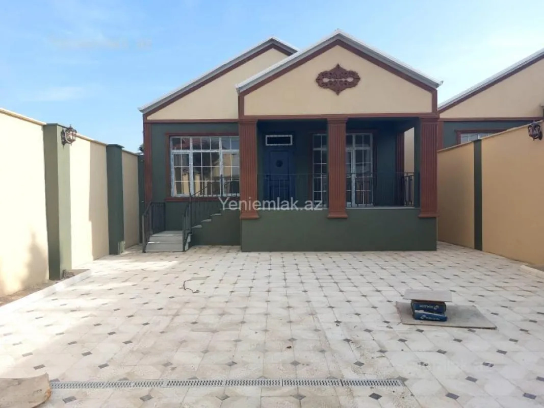 Satılır 3 otaqlı həyət evi 100 m²