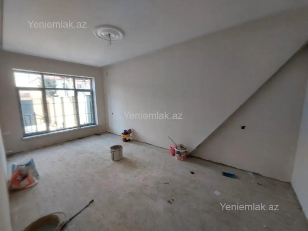 Satılır 3 otaqlı həyət evi 100 m²