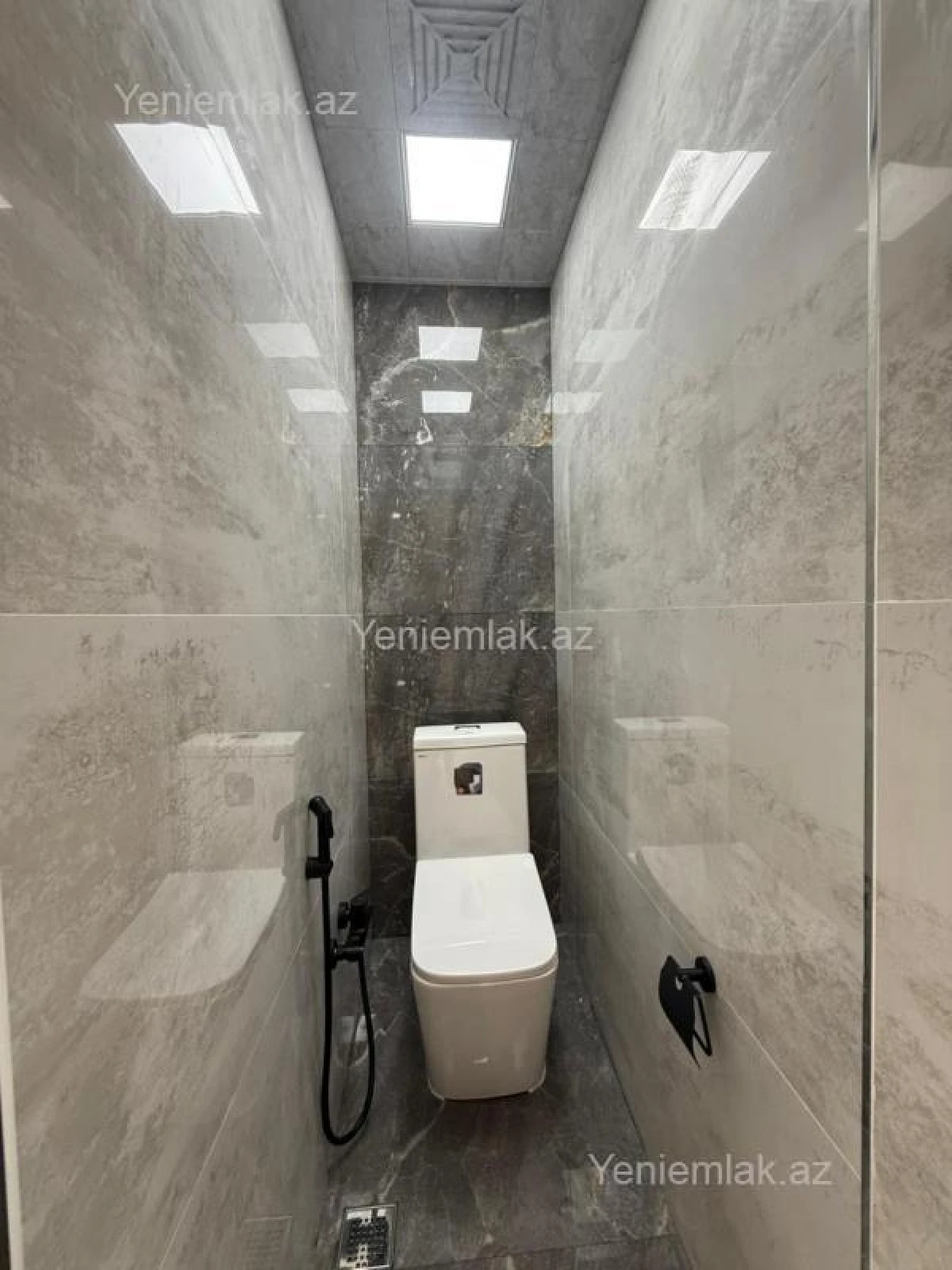Satılır 4 otaqlı köhnə tikili 80 m²