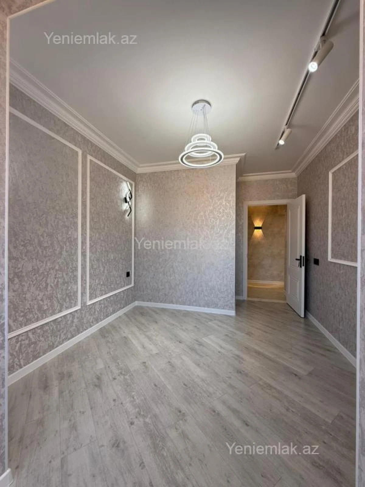Satılır 4 otaqlı köhnə tikili 80 m²