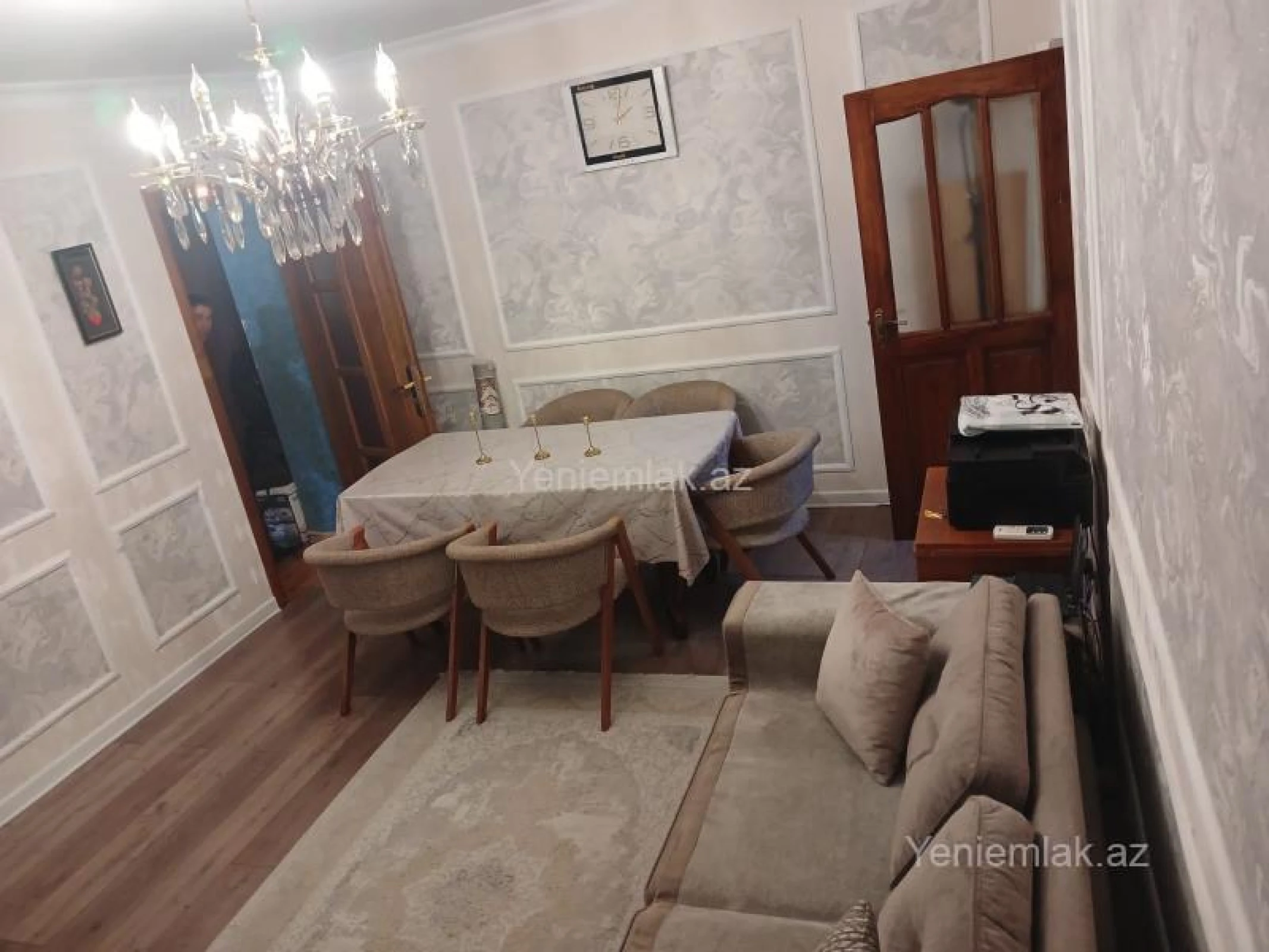 Satılır 5 otaqlı köhnə tikili 100 m²