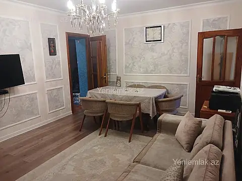 Satılır 5 otaqlı köhnə tikili 100 m²