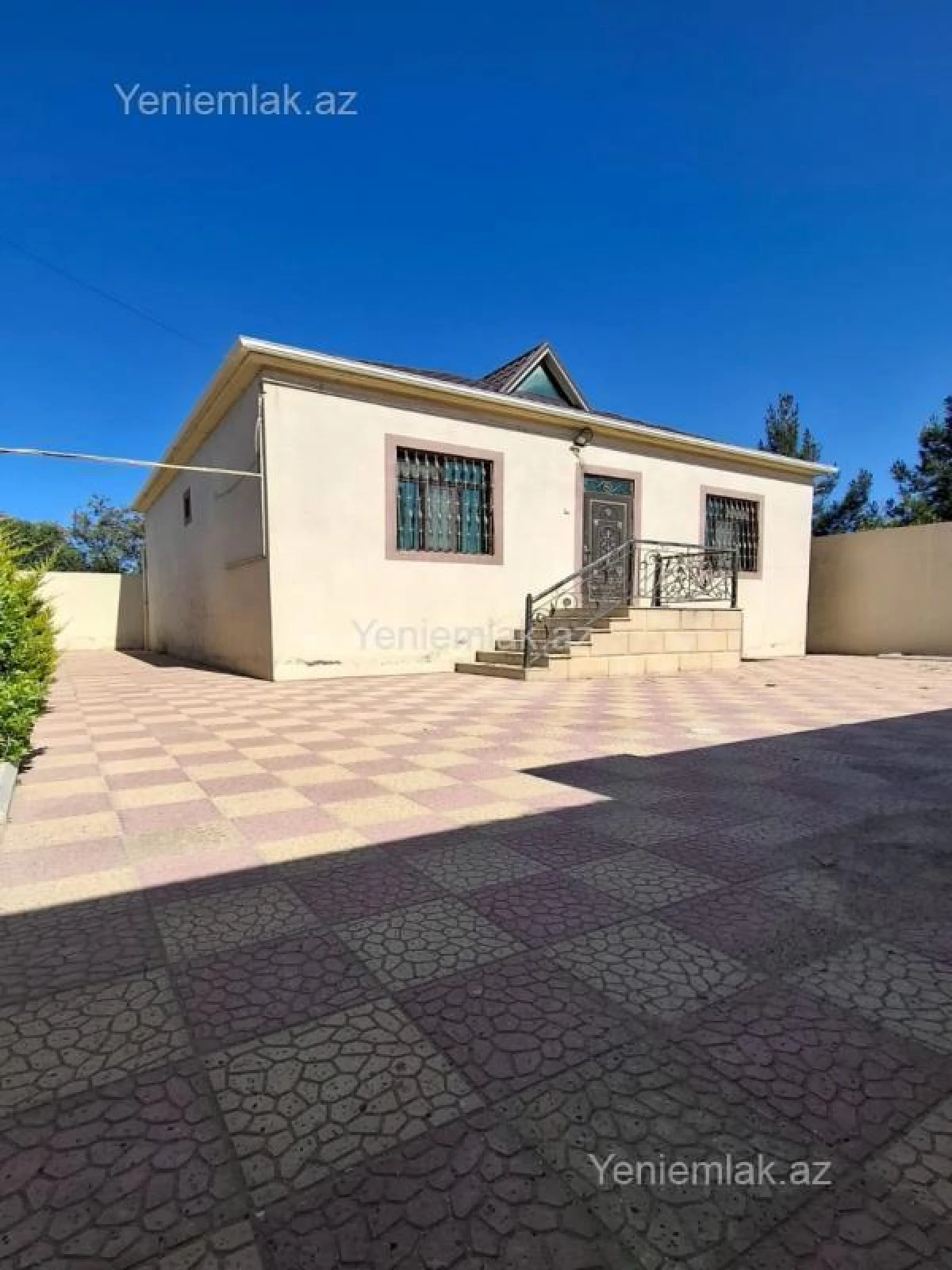 Satılır 3 otaqlı həyət evi 101 m²