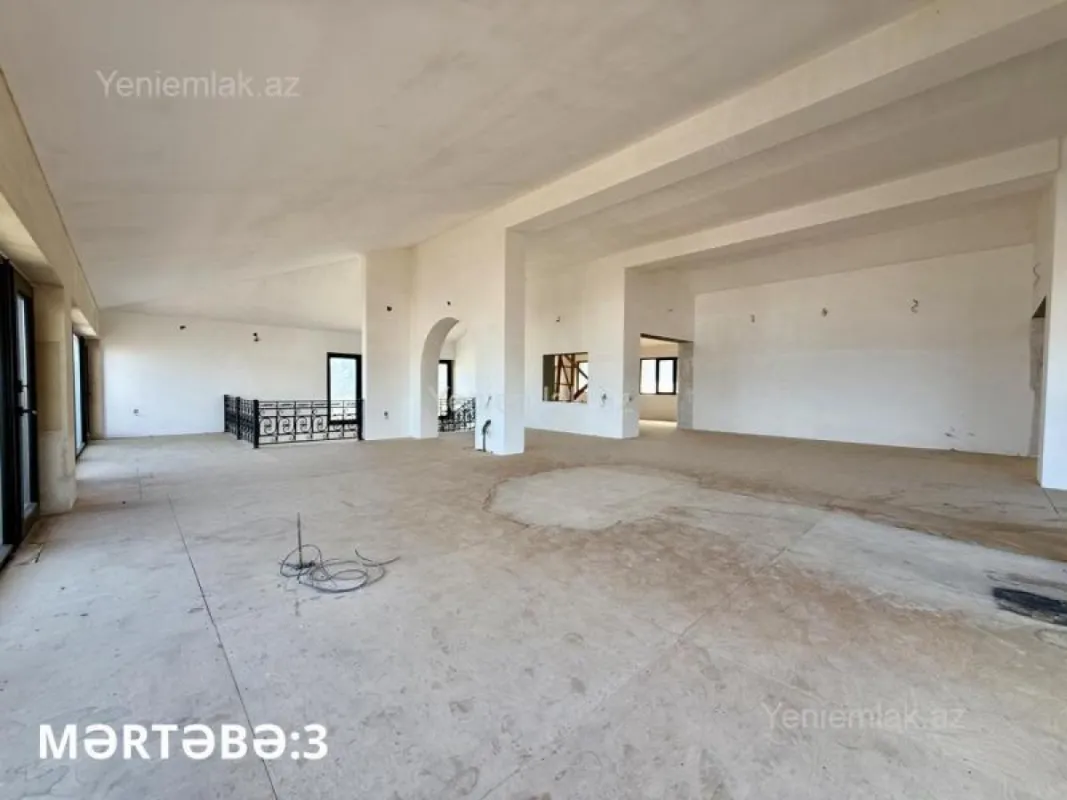 Satılır 9 otaqlı obyekt 800 m²