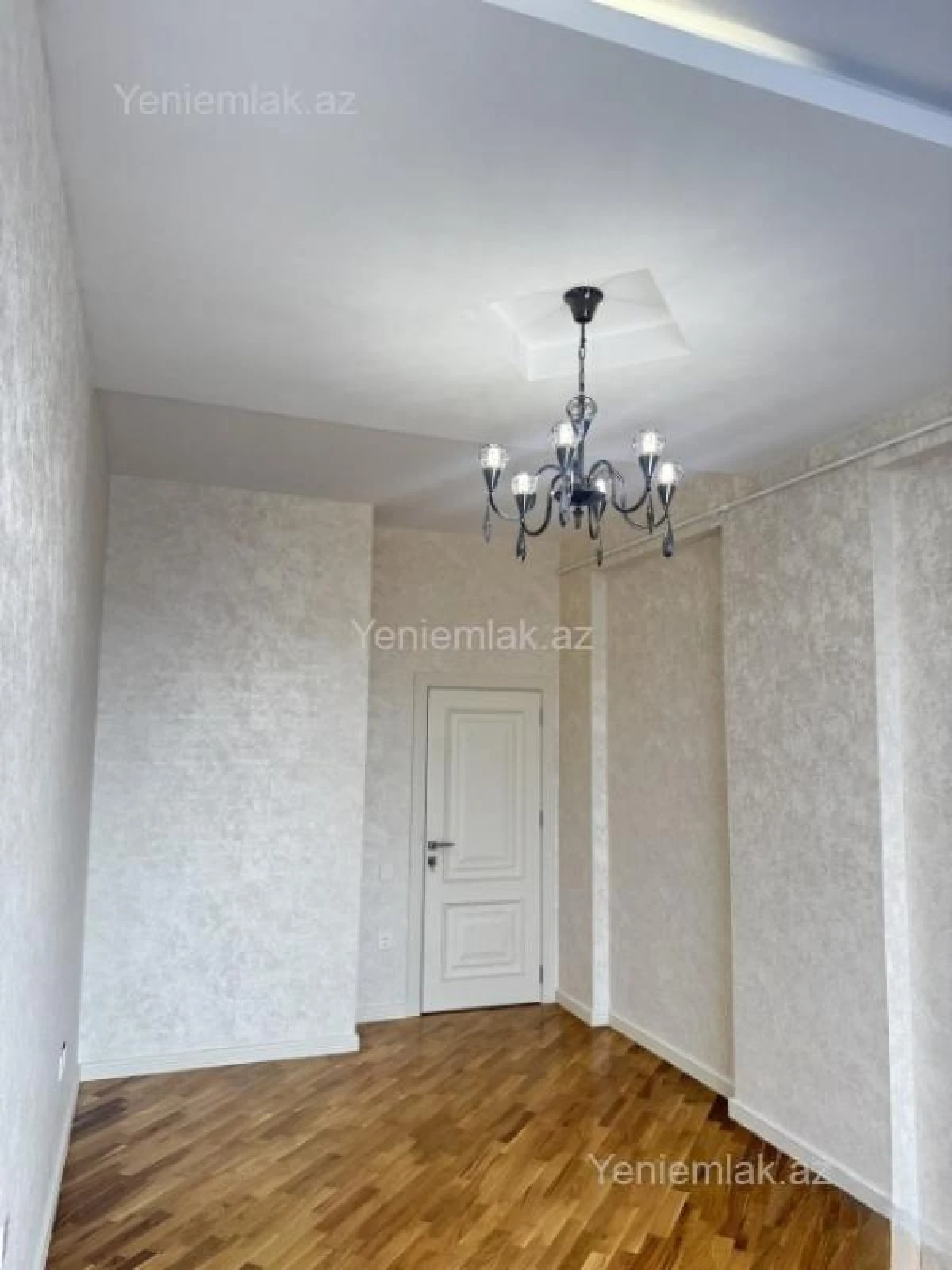Satılır 4 otaqlı yeni tikili 100 m²