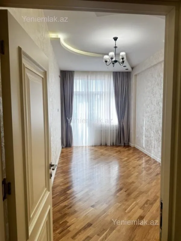 Satılır 4 otaqlı yeni tikili 100 m²