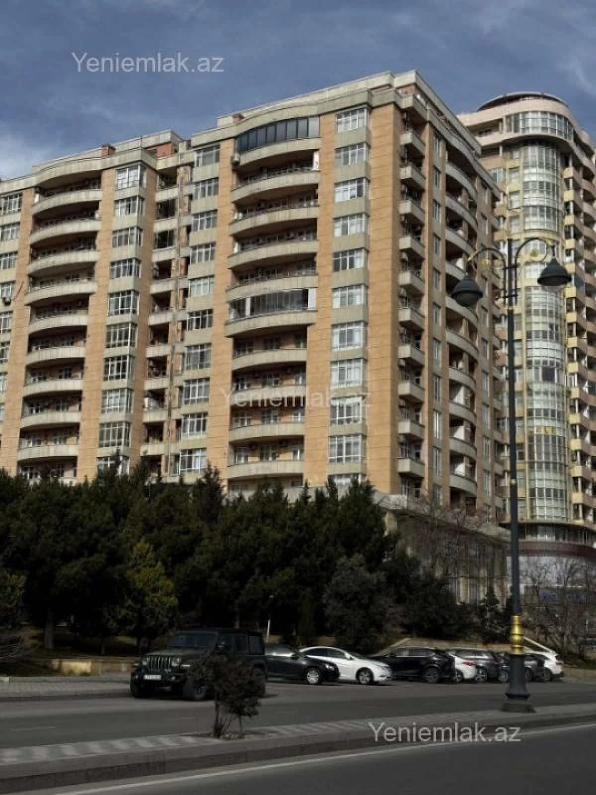 Satılır 4 otaqlı yeni tikili 100 m²