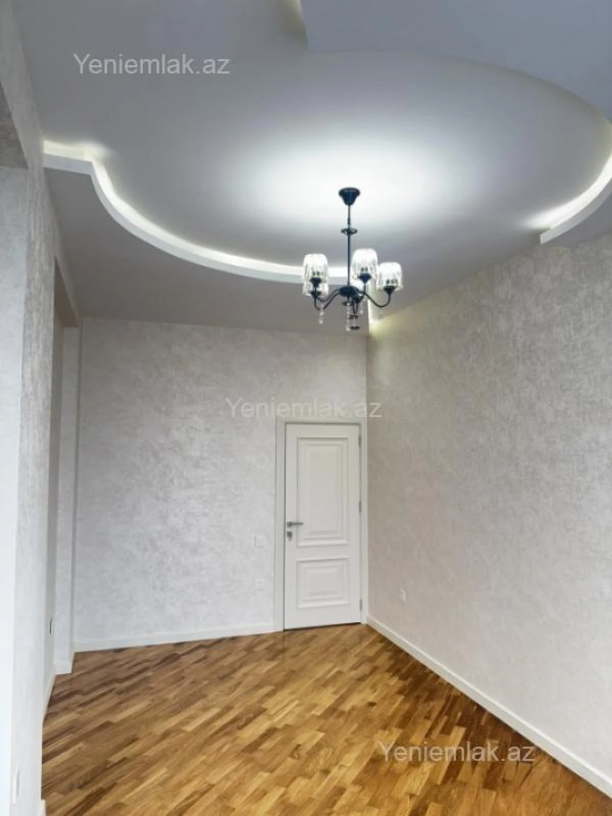 Satılır 4 otaqlı yeni tikili 100 m²