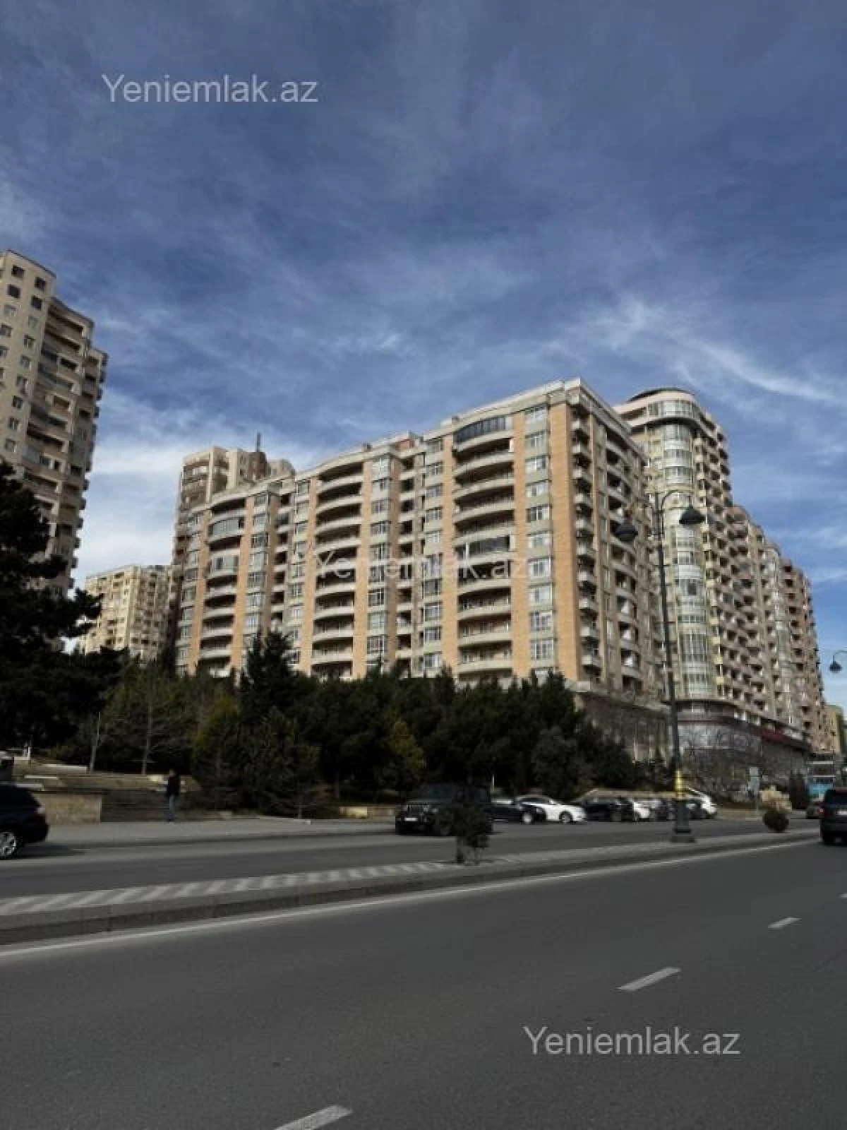 Satılır 4 otaqlı yeni tikili 100 m²