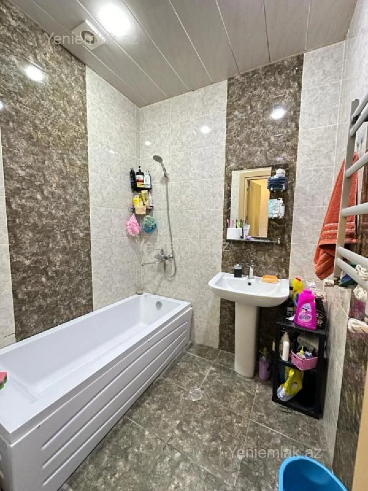 Satılır 2 otaqlı yeni tikili 103 m²