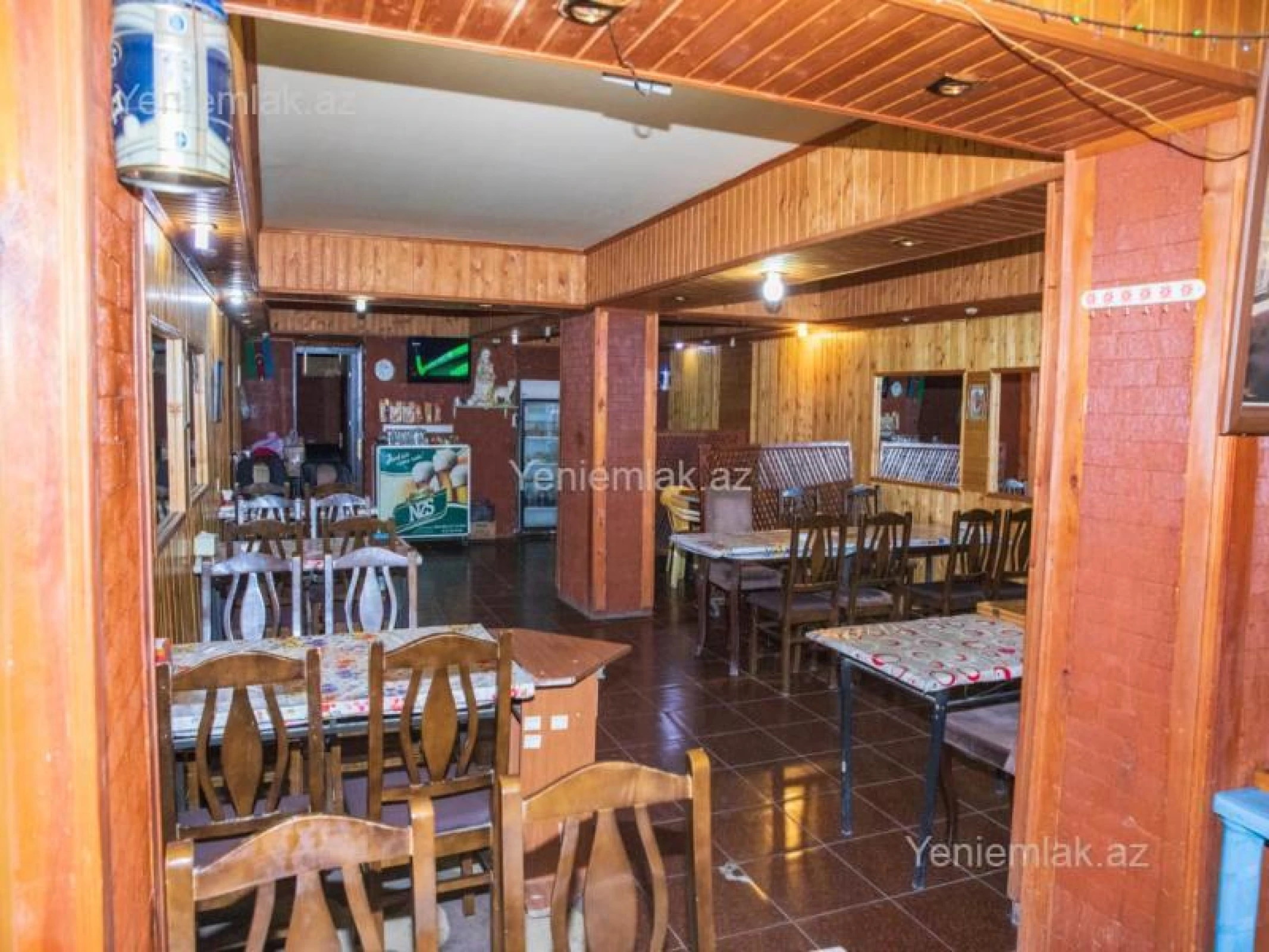 Satılır 8 otaqlı obyekt 400 m²