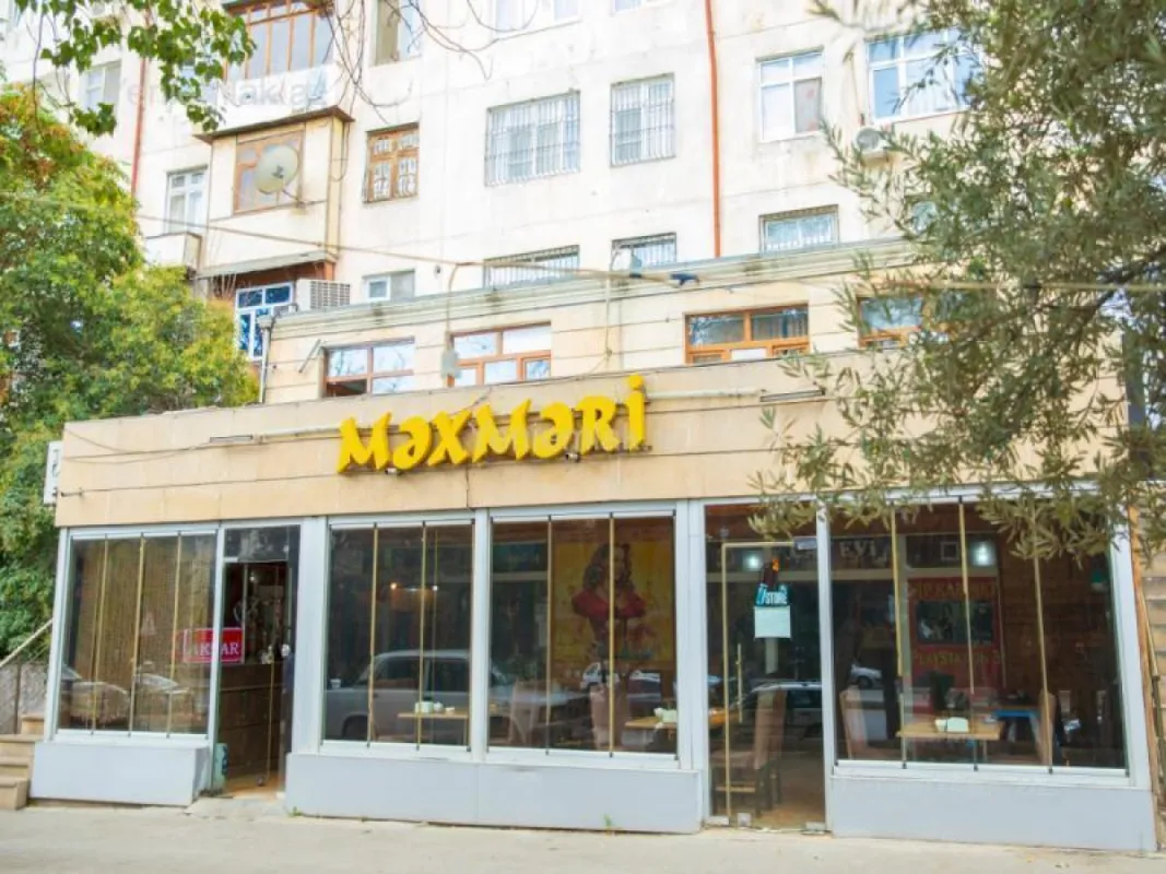 Satılır 8 otaqlı obyekt 400 m²