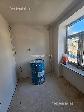 Satılır 2 otaqlı köhnə tikili 35 m²