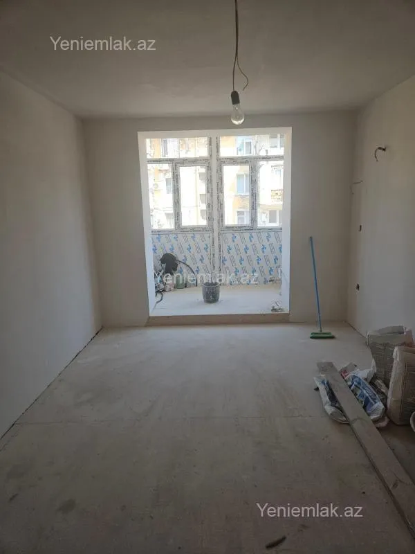 Satılır 2 otaqlı köhnə tikili 35 m²