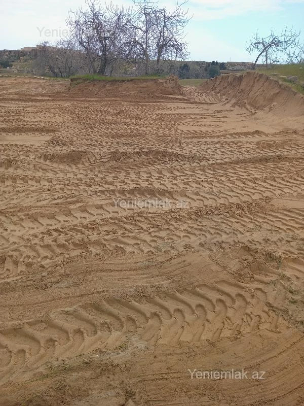 Satılır torpaq sahəsi