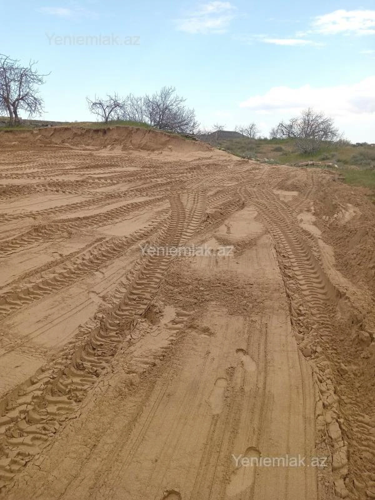 Satılır torpaq sahəsi