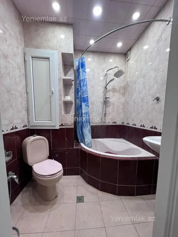 Satılır 4 otaqlı köhnə tikili 100 m²