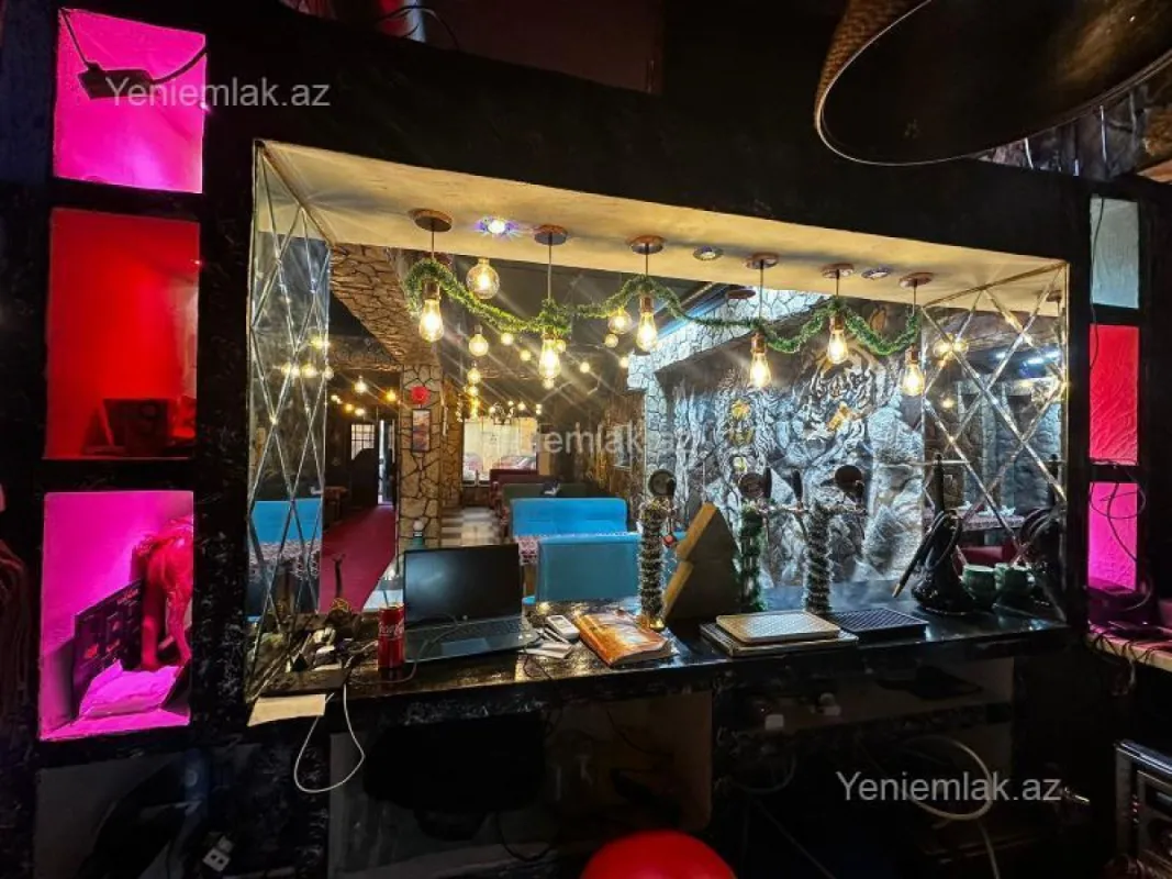 Satılır 8 otaqlı obyekt 207 m²